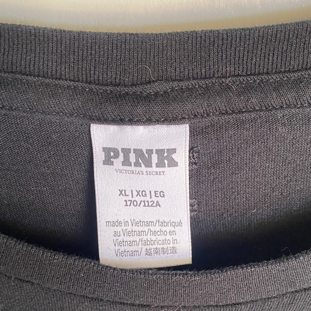 PINK Victoria's Secret Black Cropped Tee - Short Sleeve Crew - Picture 2 of 9